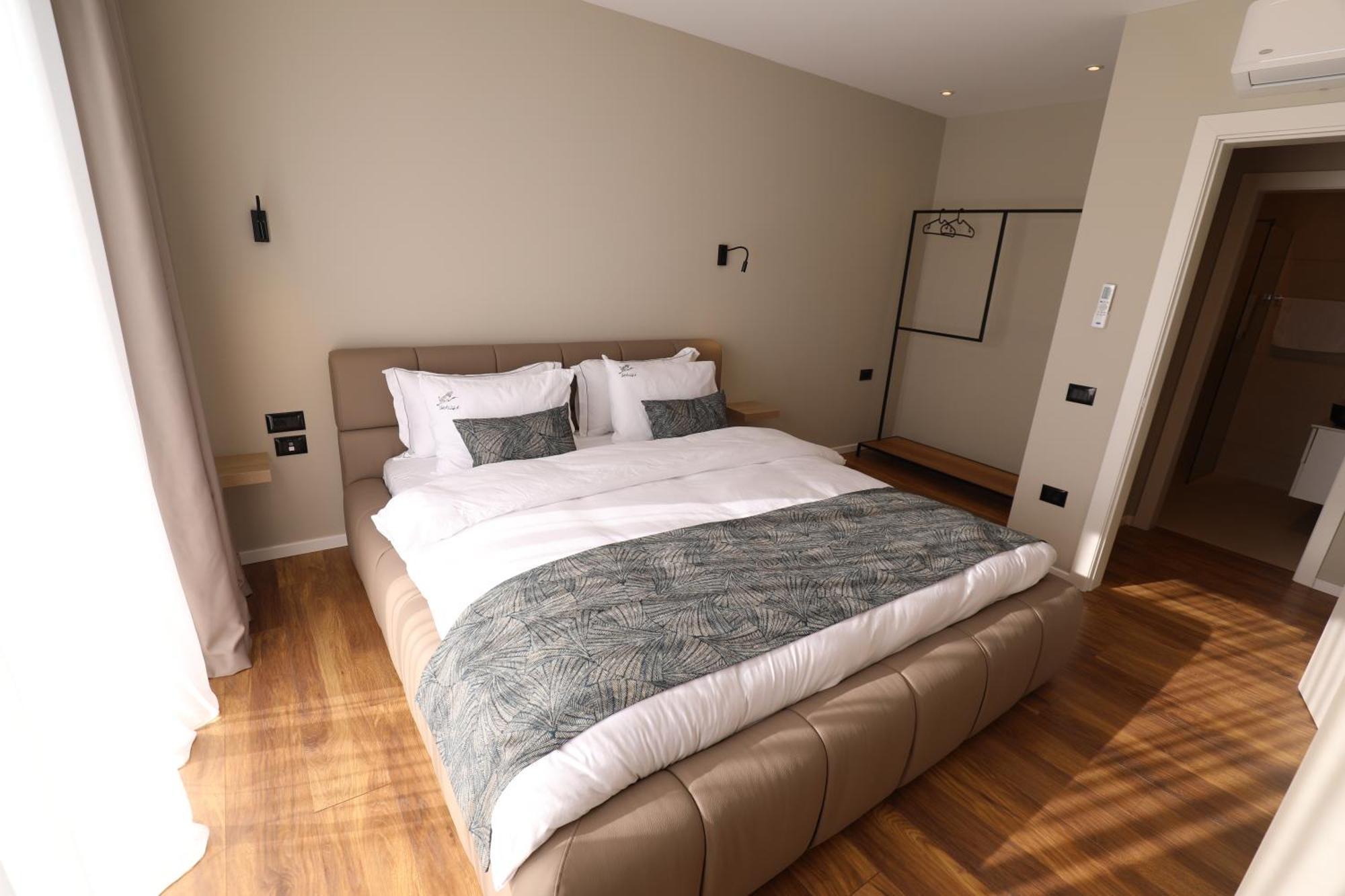 Hotel Dallga *
